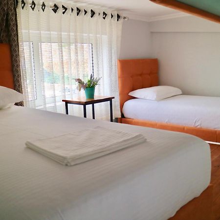 Crown Deluxe Apartments Sarandë Eksteriør bilde