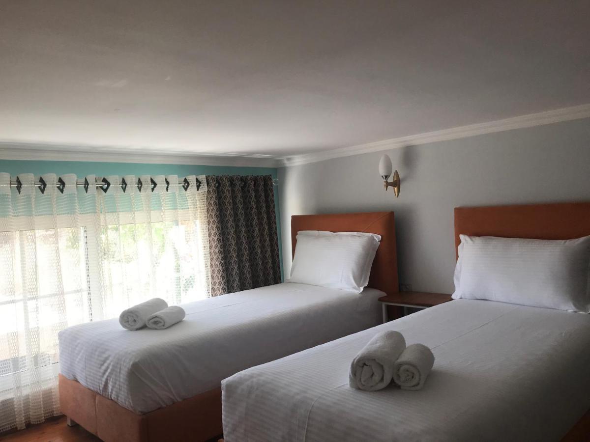 Crown Deluxe Apartments Sarandë Eksteriør bilde