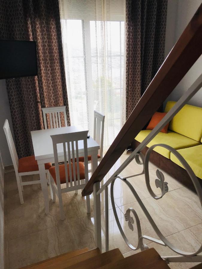 Crown Deluxe Apartments Sarandë Eksteriør bilde