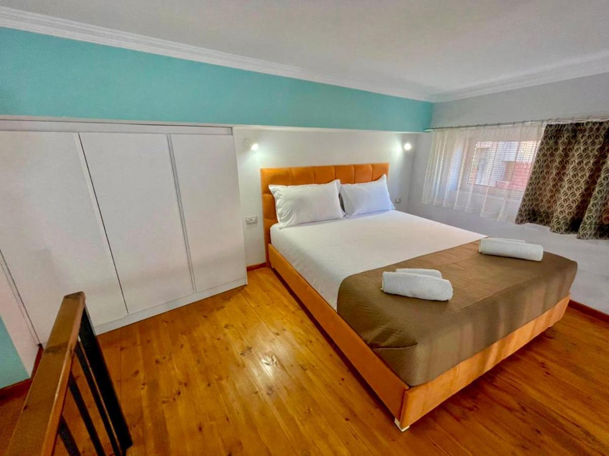 Crown Deluxe Apartments Sarandë Eksteriør bilde