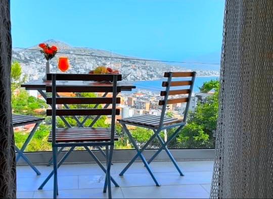 Crown Deluxe Apartments Sarandë Eksteriør bilde