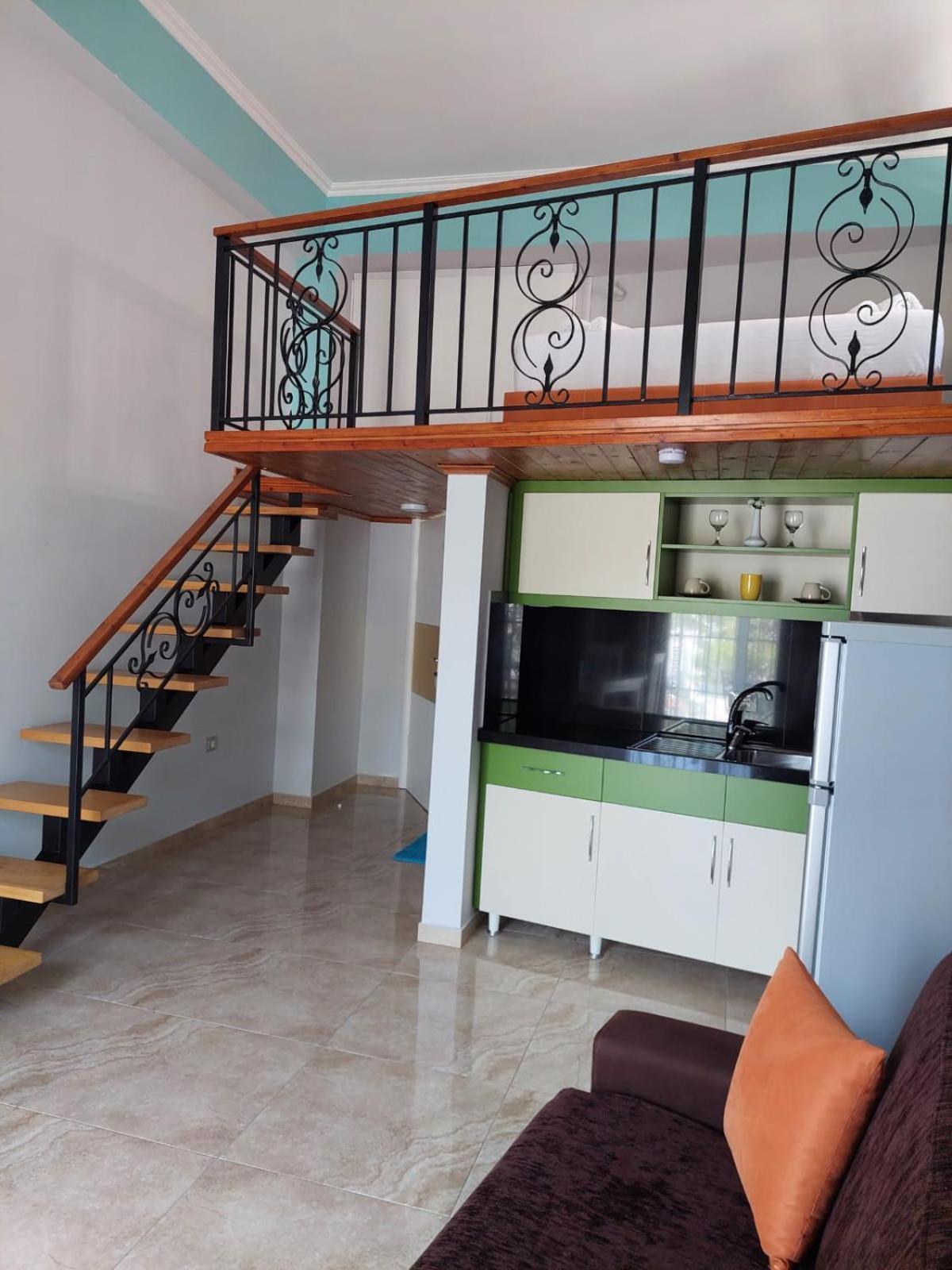 Crown Deluxe Apartments Sarandë Eksteriør bilde