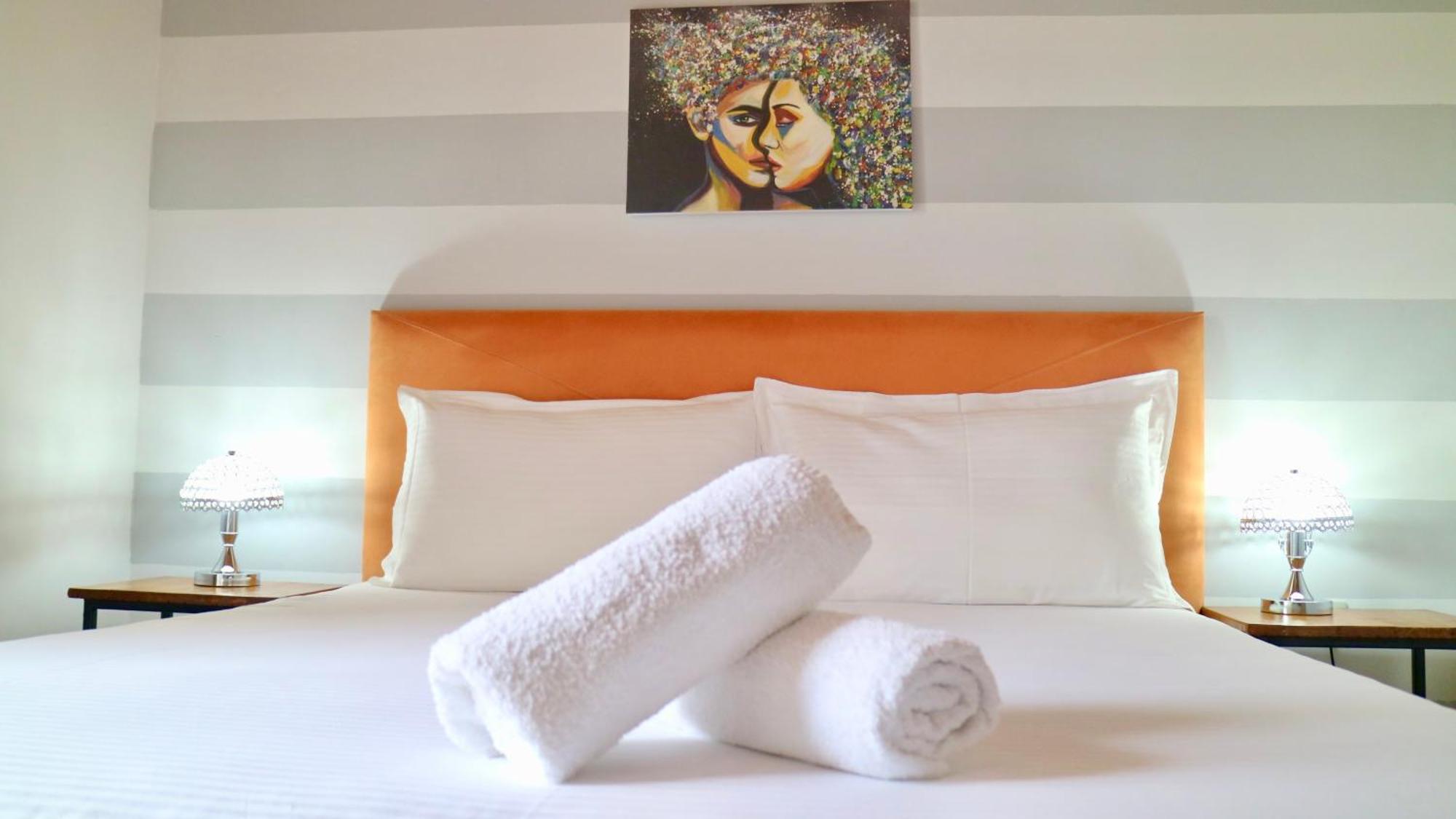 Crown Deluxe Apartments Sarandë Eksteriør bilde