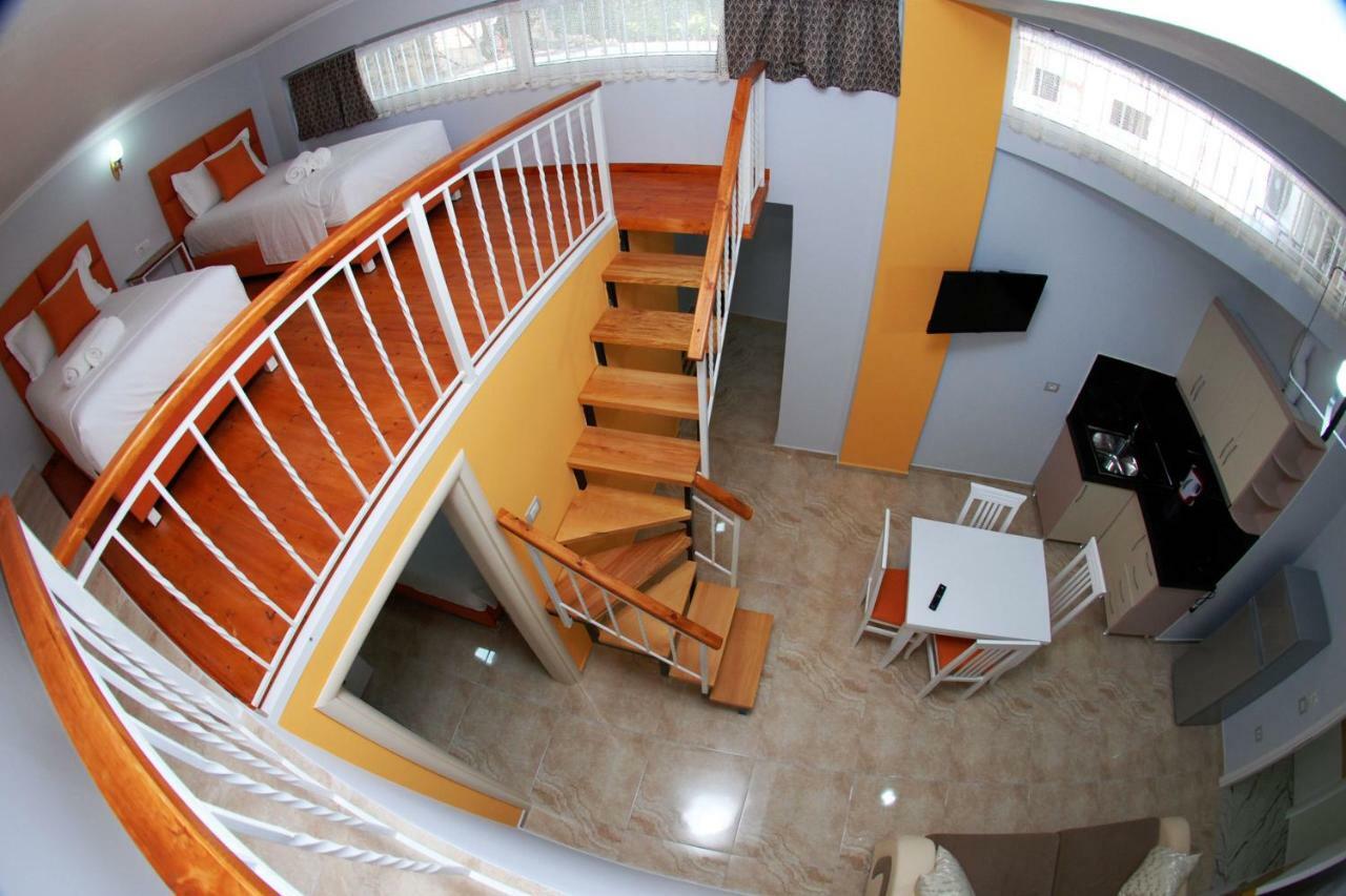 Crown Deluxe Apartments Sarandë Eksteriør bilde