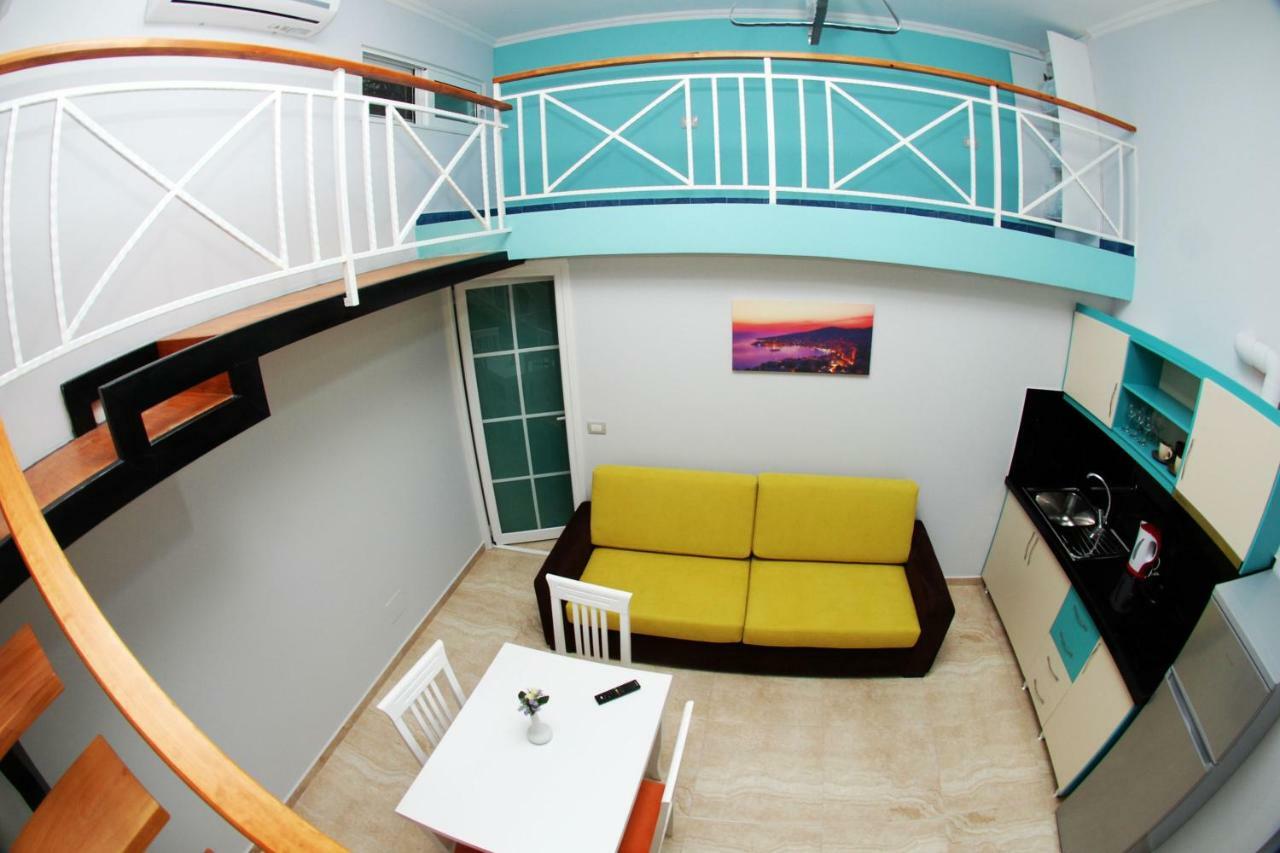 Crown Deluxe Apartments Sarandë Eksteriør bilde