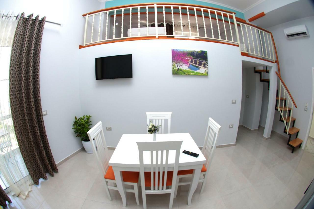 Crown Deluxe Apartments Sarandë Eksteriør bilde