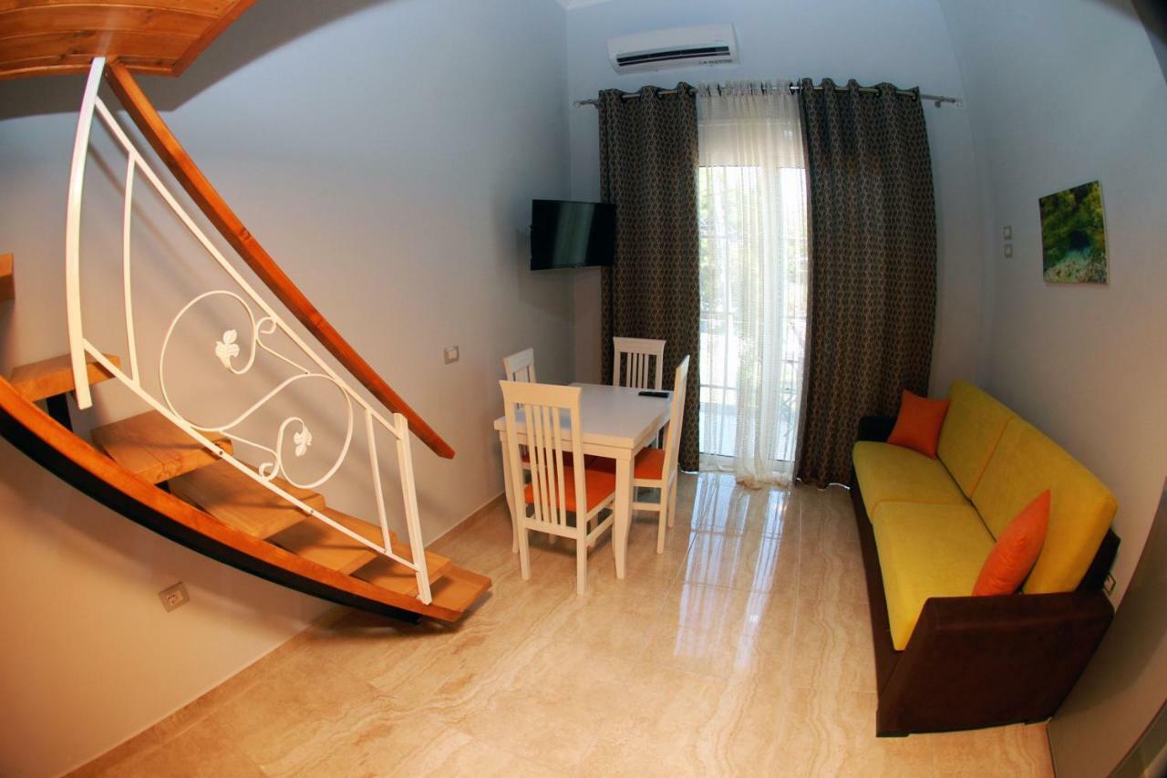 Crown Deluxe Apartments Sarandë Eksteriør bilde